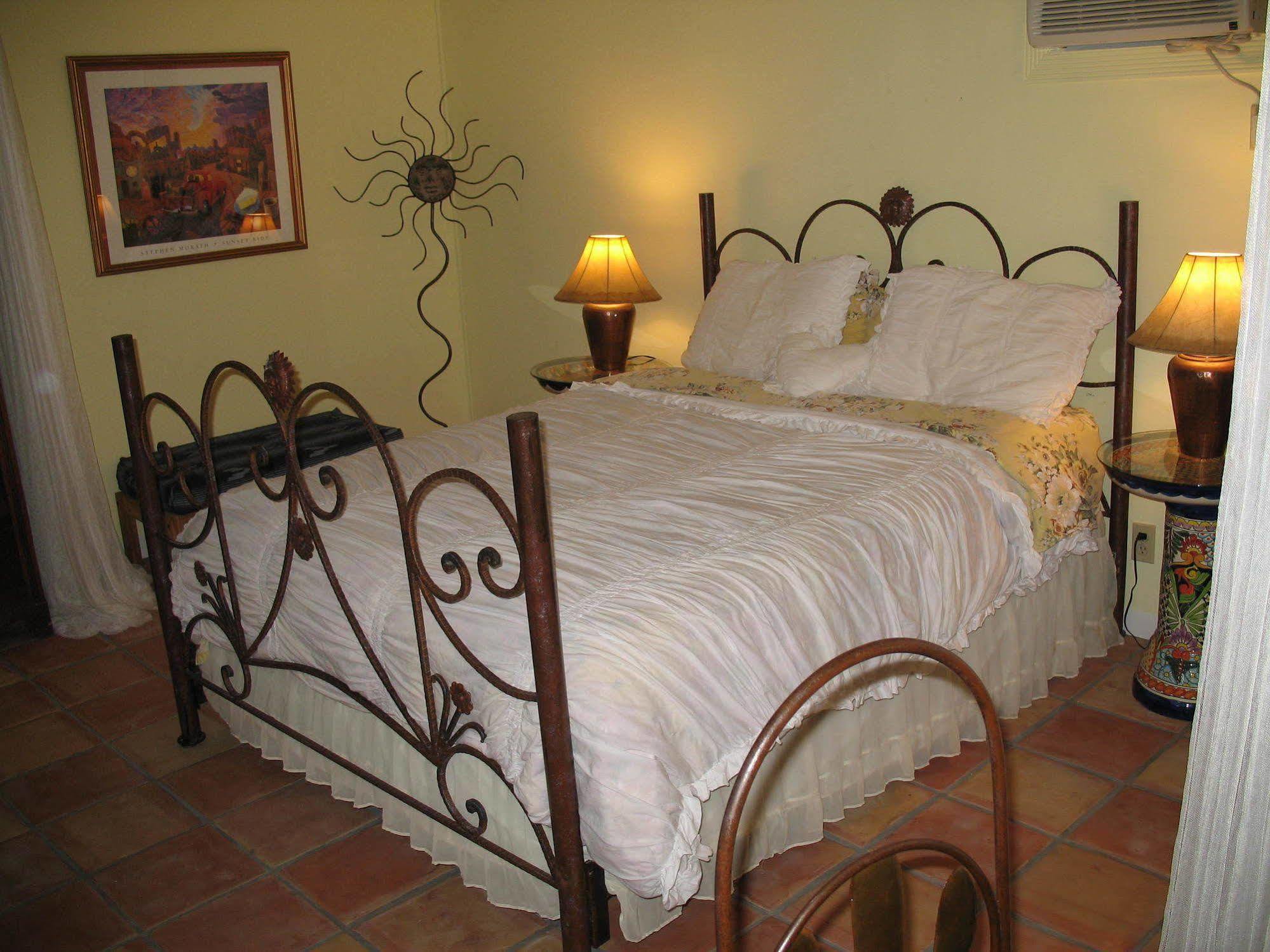 Casa Del Sol Bed And Breakfast Lakeway Eksteriør billede