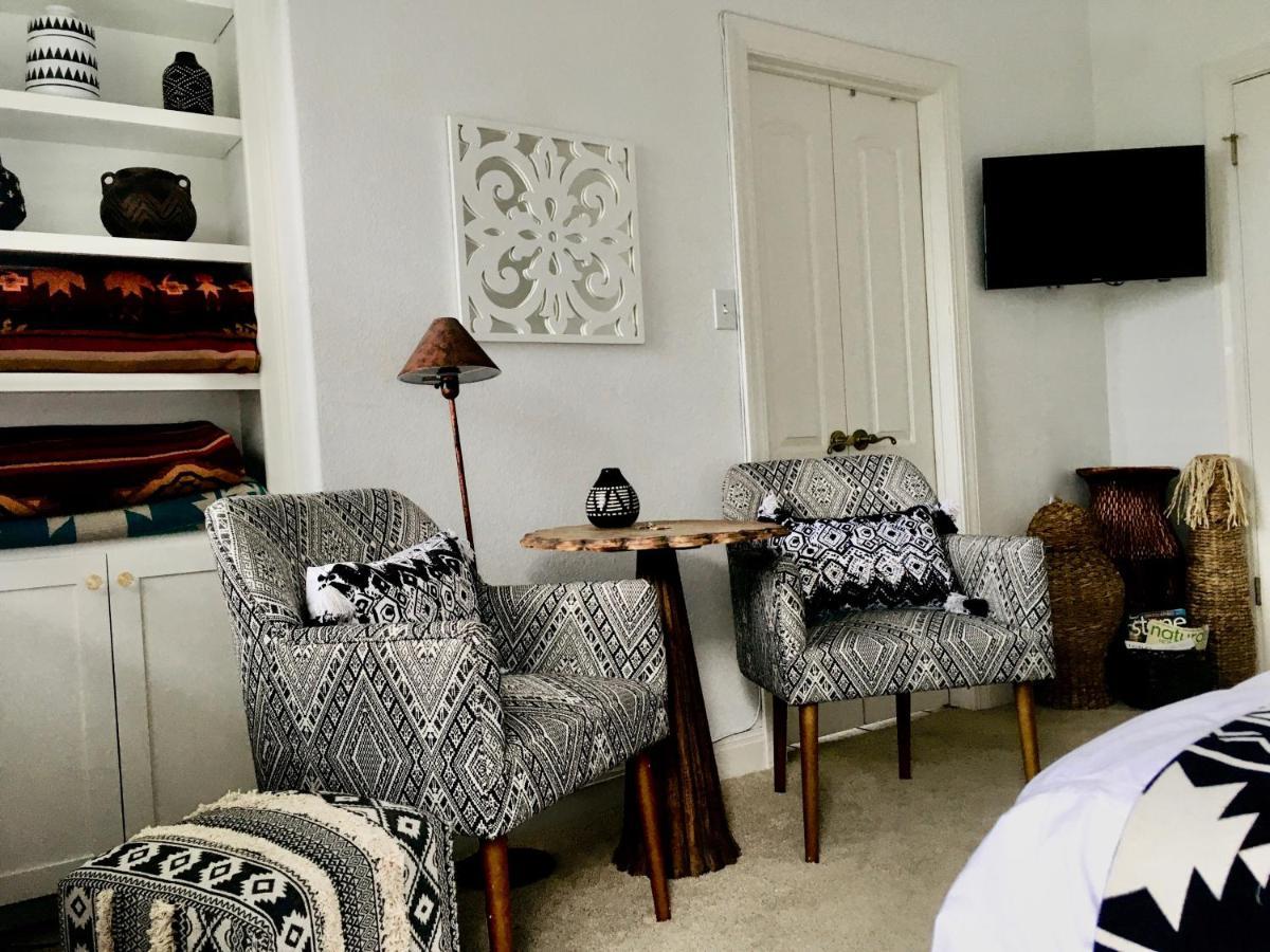 Casa Del Sol Bed And Breakfast Lakeway Eksteriør billede